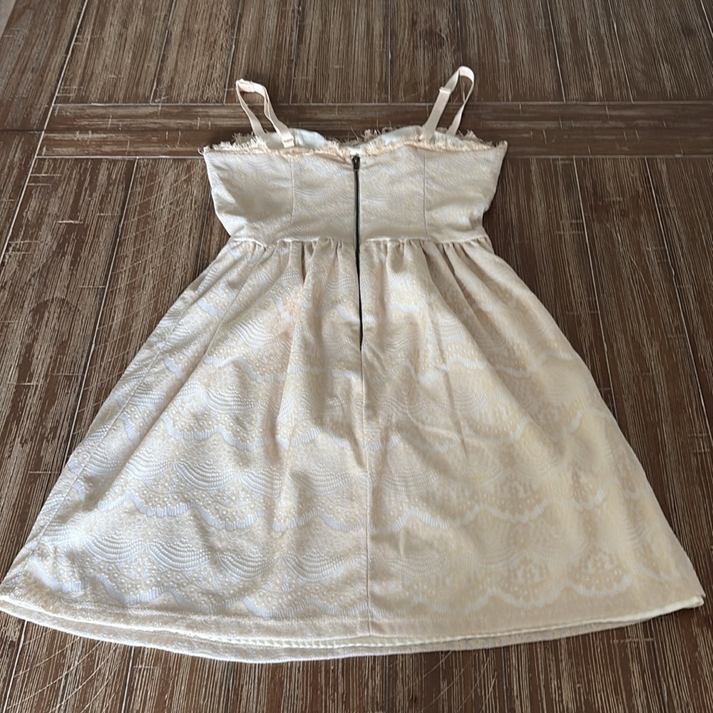 Cream-Mini-Dress - Picture 3 of 5